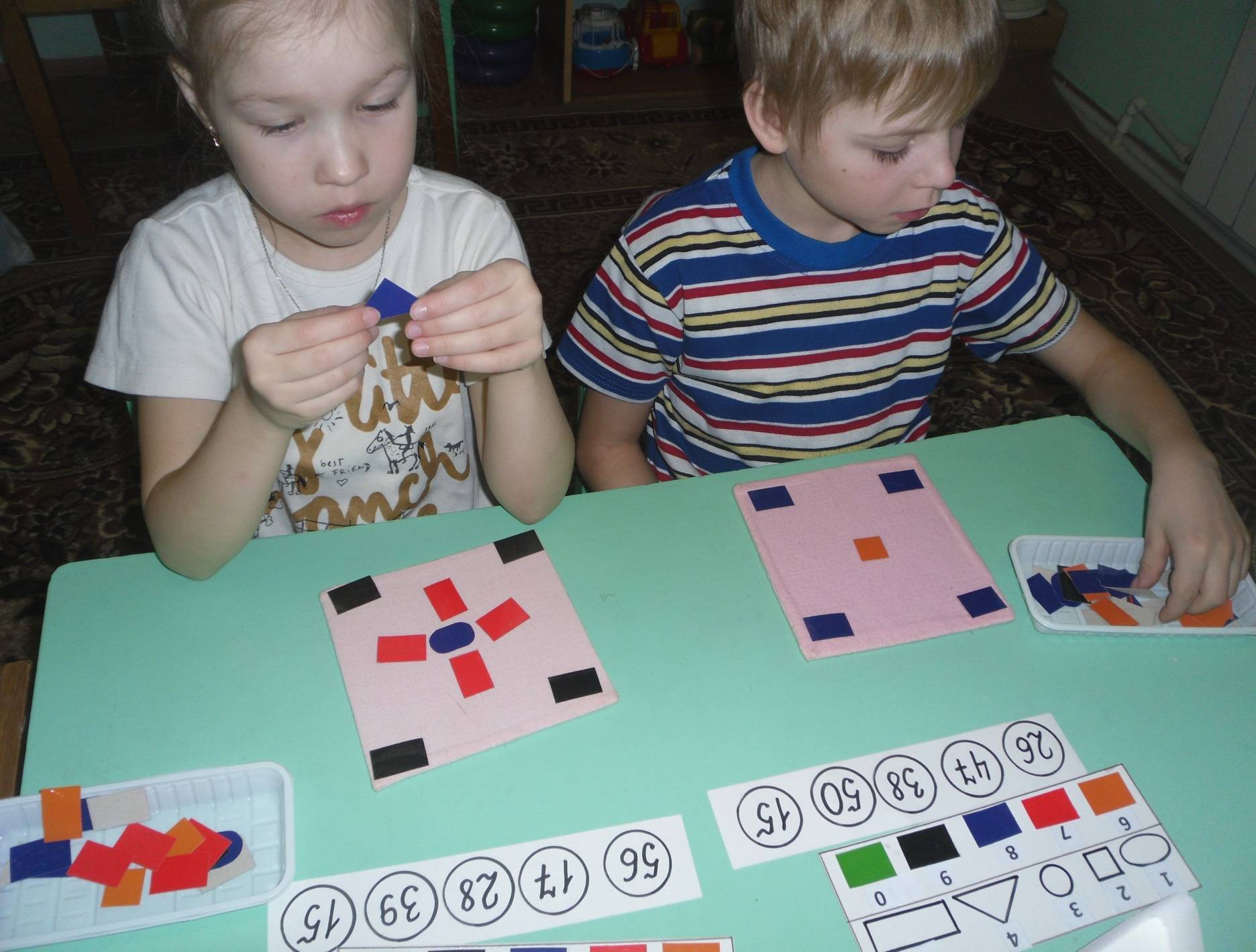 Игра правильный цвет. Математические игры для дошкольников. Дидактические игры. Игры по ФЭМП для дошкольников. Формирование математических представлений у дошкольников.
