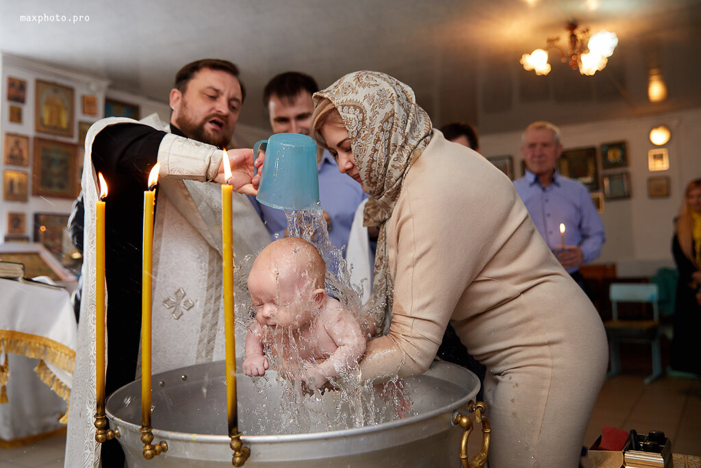 Обряд крещения ребенка в православной церкви: правила, которые нужно знать родителям / mama66.ru