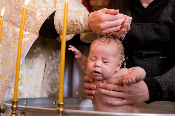 Крещение ребенка: особенности подготовки, порядок, история и суть обряда